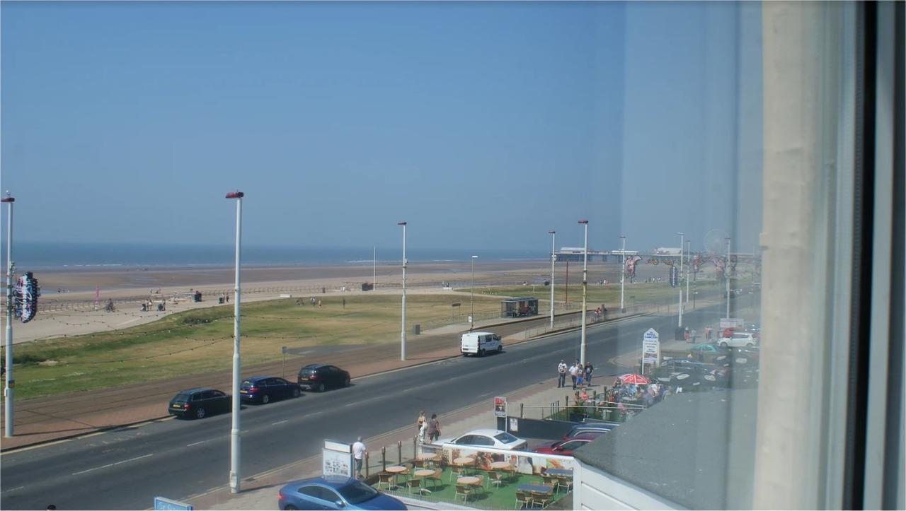 The Smile Hotel Blackpool Exterior photo